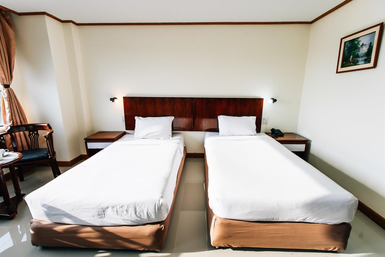 Sinkiat Thani Hotel Satun Exterior photo