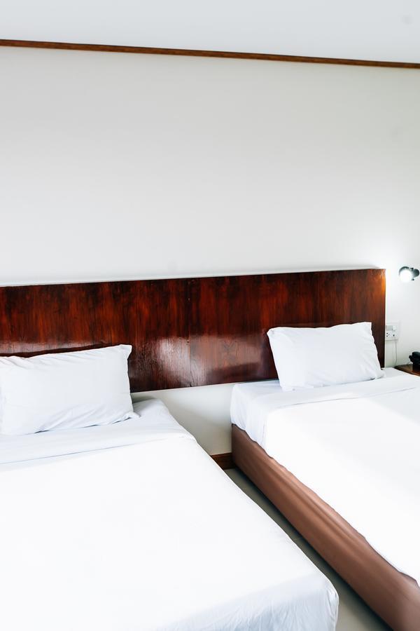 Sinkiat Thani Hotel Satun Exterior photo
